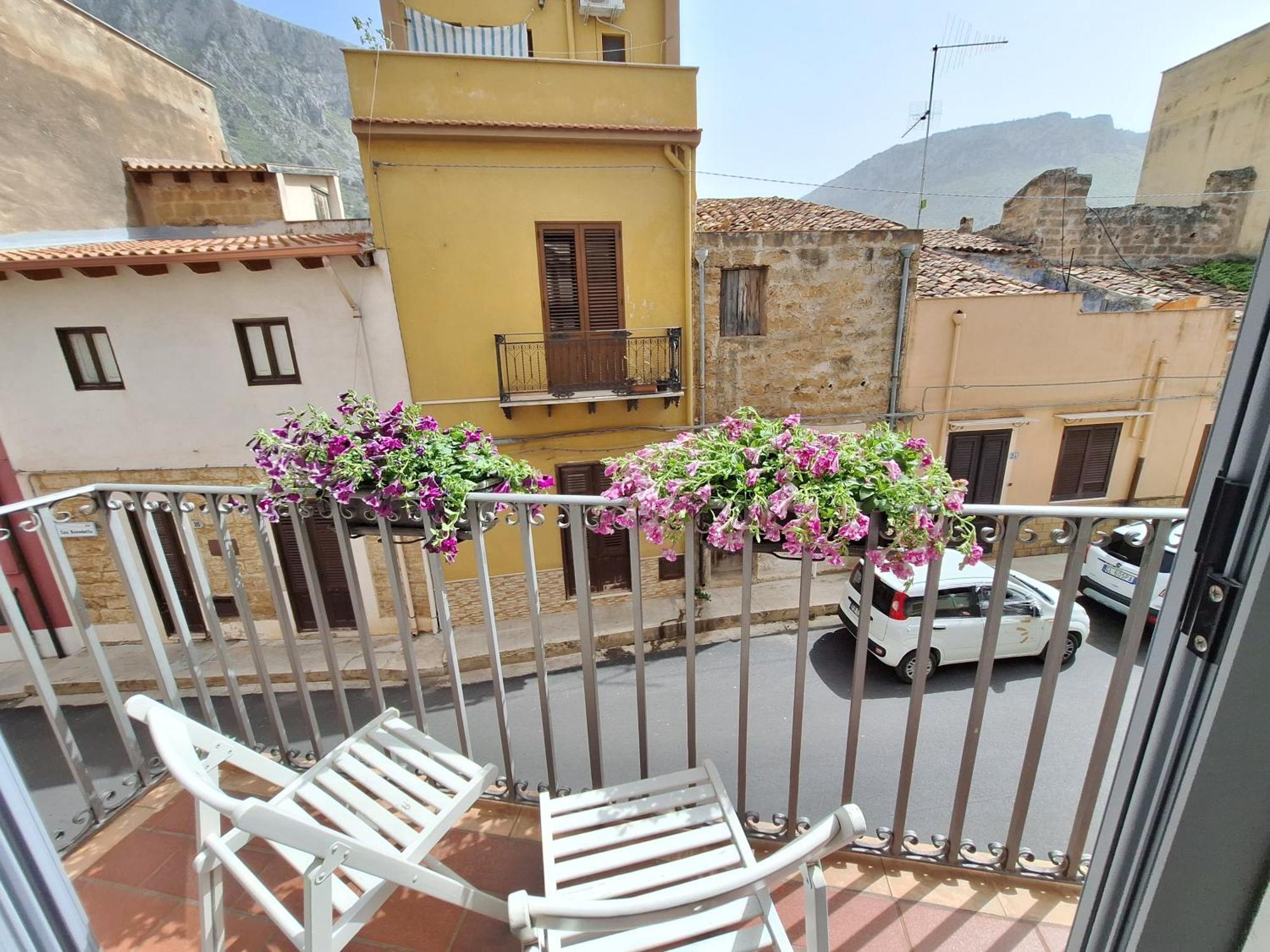 B&B Antichi Colori Cinisi Exterior foto